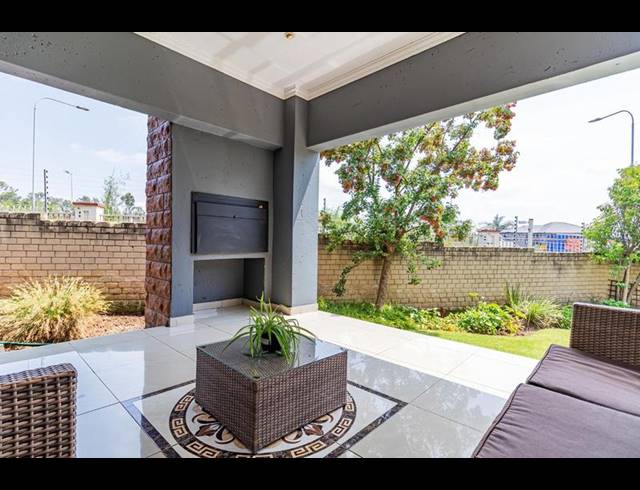 3 BEDROOM HOUSE FOR SALE IN MIDSTREAM ESTATE